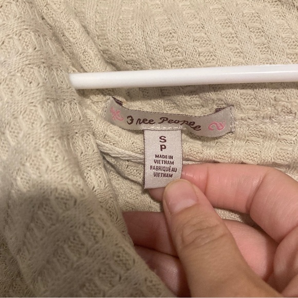 Free People Size Small Juicy Long Sleeve Cowl Neck Split Back Thermal Stone Cold - Picture 3 of 6